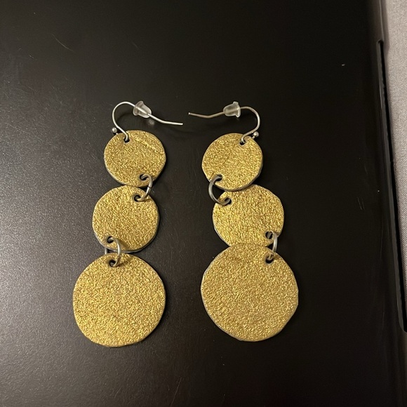 Marbled Leather Dangle Circle Earrings - Picture 2 of 2